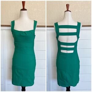 Emerald Green Ruched Sleeveless Sheath Dress w/cutout Back detail SZ 7 NWT‎